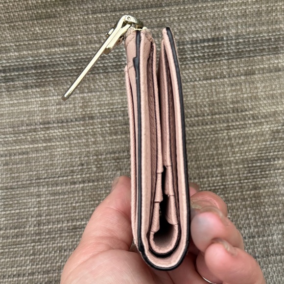 Kate Spade New York Cameron Street Adalyn Bifold Wallet - Picture 4 of 8